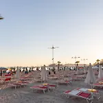 Апартаменты Comfortable Next To The *