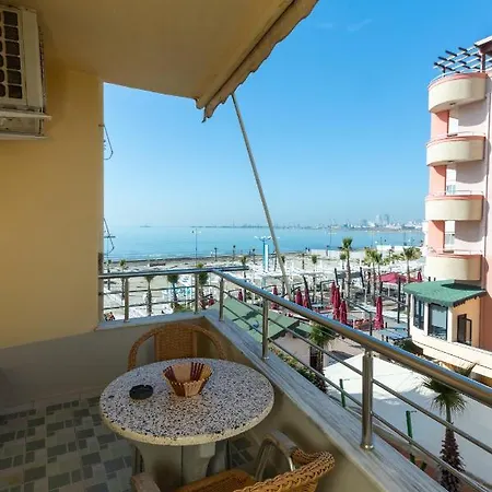 Apartment Comfortable Next To The Durres