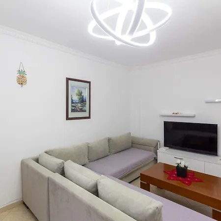 Comfortable Next To The Appartement *