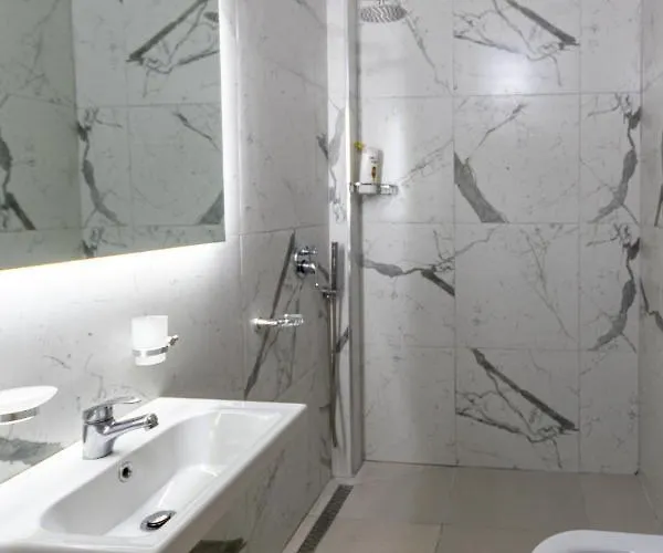 Appartamento Comfortable Next To The *