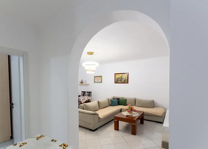 Comfortable Next To The Appartamento *